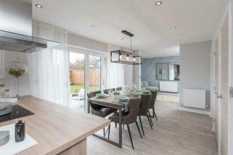 Kitchen/family/breakfast area