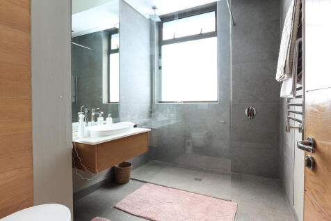 Second En-Suite