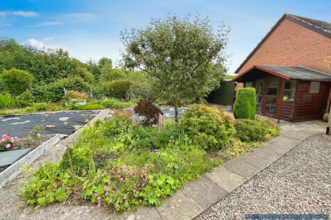 3 bedroom detached bungalow