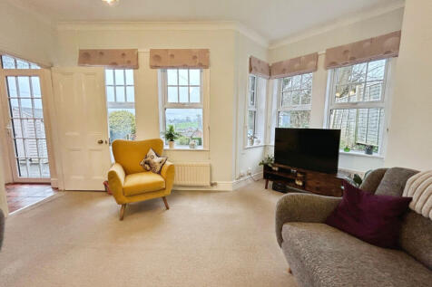 Detached Edwardian Residence