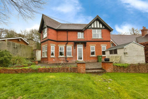 Detached Edwardian Residence