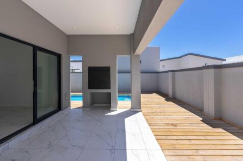 Patio and braai area