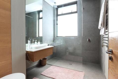 Second En-Suite