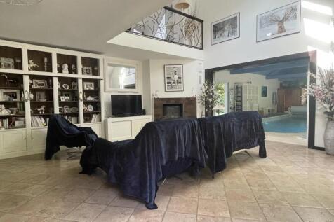 Property Image 8