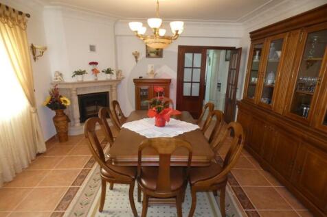 Villa in Salir do Porto