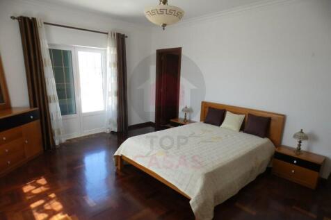 Villa in Salir do Porto