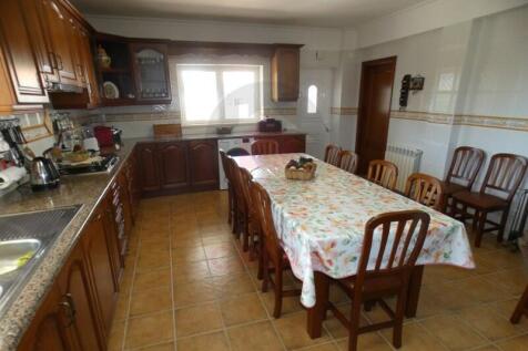 Villa in Salir do Porto