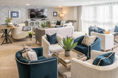 Communal Lounge 