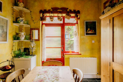 Croft-Bexhill-Squirrels-Interior-54