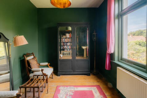 Croft-Bexhill-Squirrels-Interior-72