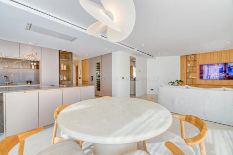 ONE_STOP_PORTO_PI_20475