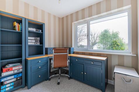 Millrace Close 64-7.jpg