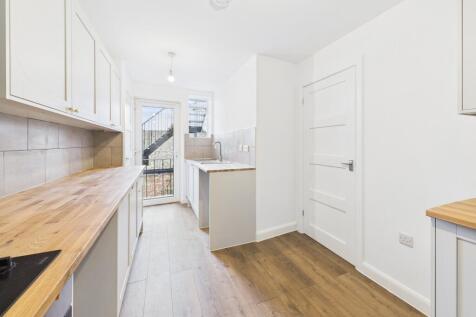 CAM04031G0-PR0118-ST