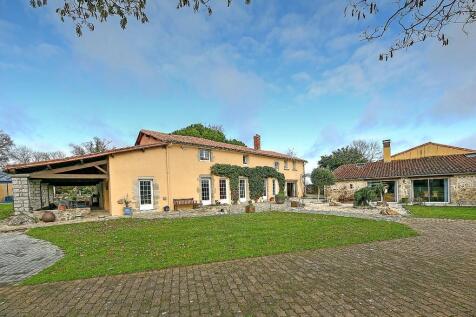 House &amp; cottage