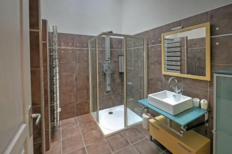 Gite shower room
