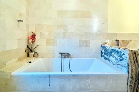 10-Stadtwohnung-andratx-Langzeitmiete-badewanne