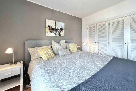 09-Reihenmittelhaus-traumhafter-Hafenblick-kaufen-zimmer