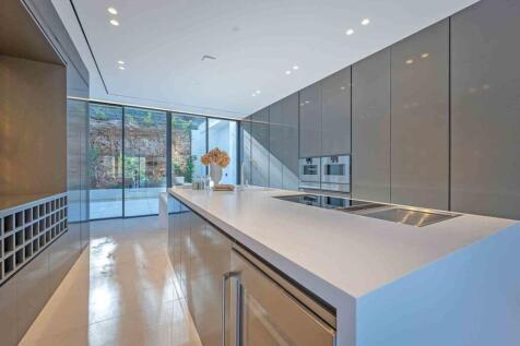 12-son vida-Hochkarätige Villa in begehrter Wohnlage-kaufen-kueche