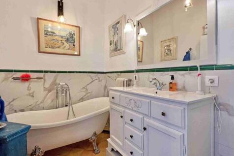 11-s'arraco-Authentische Mallorca-Finca auf 8000 m2 Grundstueck-kaufen-badewanne