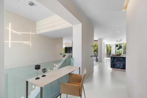 07-Costa d'en Blanes-Avantgardistische Luxusvilla mit Meerblick-kaufen-eingang