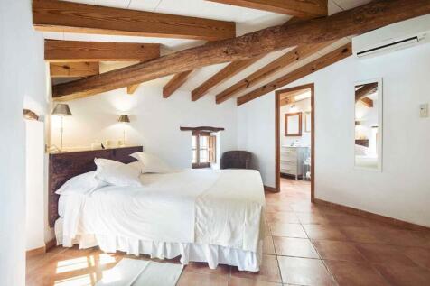 20-Boutique Hotel zu verkaufen - ein Rückzugsort im Herzen der Tramuntana-kaufen-en suite