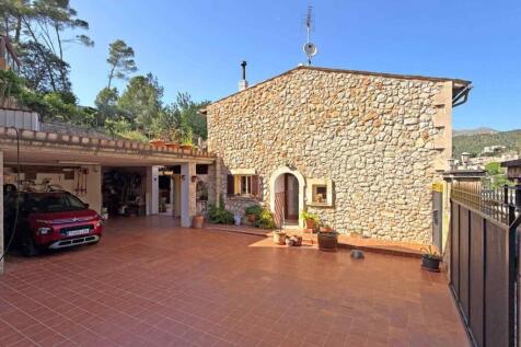 03-andratx-Charmantes Dorfhaus mit mediterranem Gartenparadies und traumhaftem Bergblick-kaufen-innenhof