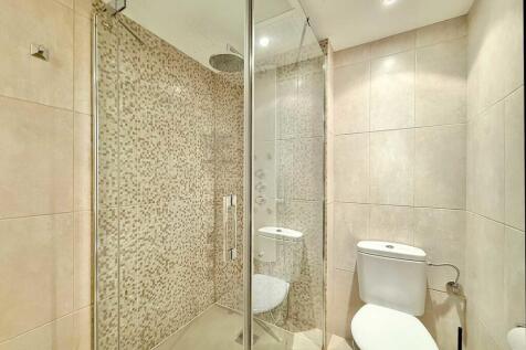 12-Habour-Penthouse-with-roof-top-terrace-kaufen-dusche