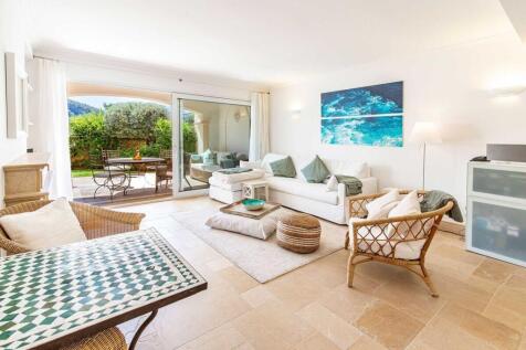 08-cala llamp-Gartenwohnung in Luxuswohnresidenz-kaufen-sofa