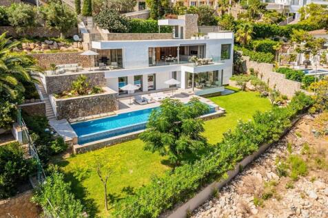 02-port andratx-Modernes Wohnerlebnis mit mediterranem Flair und Rasenflaeche-kaufen-pool