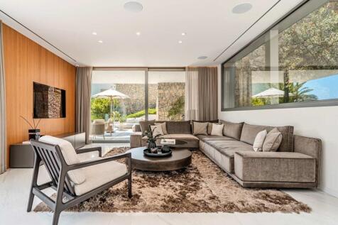 04-port andratx-Modernes Wohnerlebnis mit mediterranem Flair und Rasenflaeche-kaufen-sofa