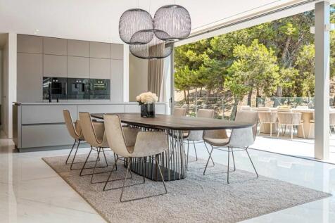 10-port andratx-Modernes Wohnerlebnis mit mediterranem Flair und Rasenflaeche-kaufen-freifrau stuhl