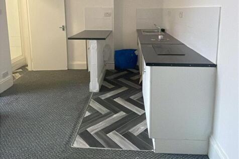 flat 4, 9 hartington road 11.jpg