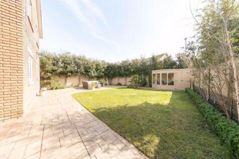 Private South West facing garden