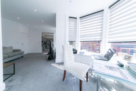 Home working space, lounge &amp; kitchen