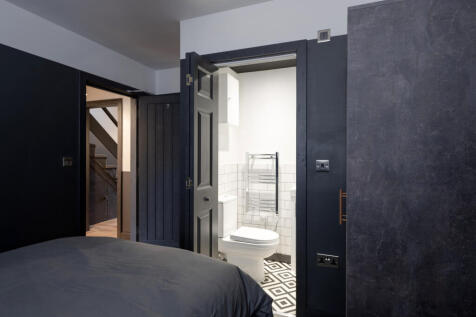 Room 2 Hillsborough-4