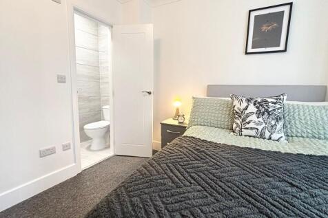 WhatsApp Image 2025-11-06 at 14.35.28_b098eb34