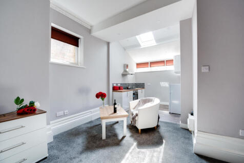 Studio 6 kit Festing Grove 17.08.17-29.jpeg