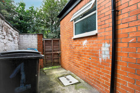 20250702211652_239-Horsedge-Street-08_R2iLR