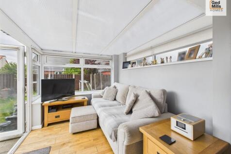 CAM04261G0-PR0053...