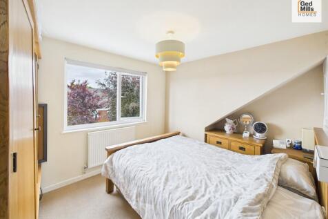 CAM04261G0-PR0053...