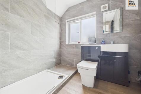 CAM04261G0-PR0053...