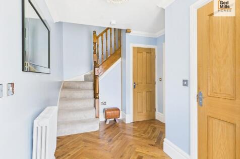 CAM04261G0-PR0056...