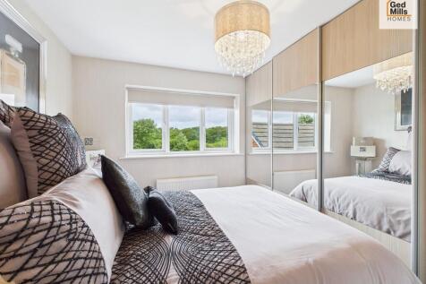 CAM04261G0-PR0070...