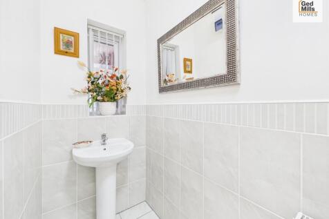 CAM04261G0-PR0083...