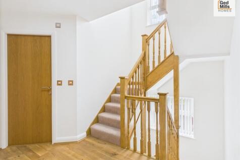 CAM04261G0-PR0083...