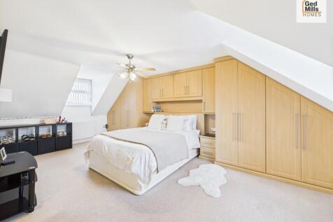 CAM04261G0-PR0083...