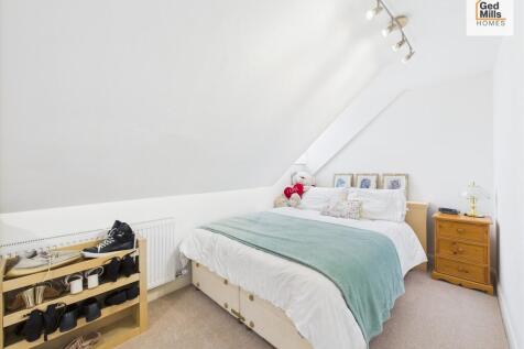 CAM04261G0-PR0083...