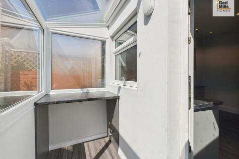 CAM04261G0-PR0046...