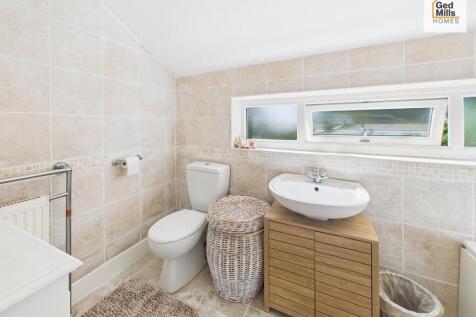 CAM04261G0-PR0096...