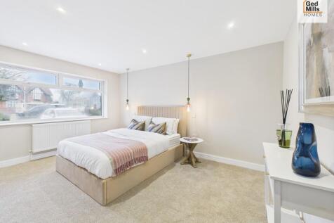 CAM04261G0-PR0117...